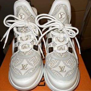 Louis Vuitton Women Shoes